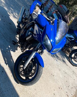 Yamaha FZ6 fazer