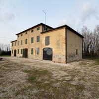 CASA INDIPENDENTE A CARBONERA