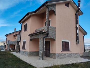 Villa monofamiliare 460 mq zona residenziale