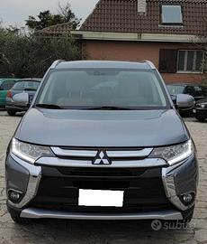 Mitsubishi Outlander 2.2 DI-D 4WD Instyle 7p.