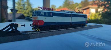 Locomotore FS E656 "Caimano"  della LIMA