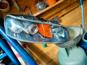 faro Fiat Punto 