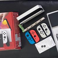Nintendo switch con accessori