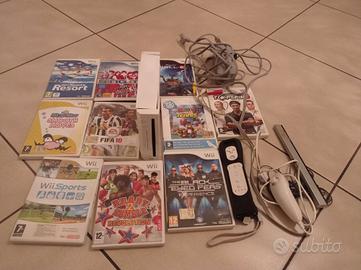 consolle Nintendo Wii con 10 giochi 