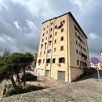 3 LOCALI A LANUVIO