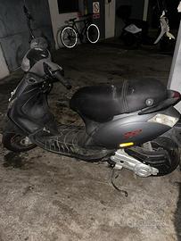 Piaggio Zip50 4T