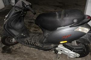 Piaggio Zip50 4T