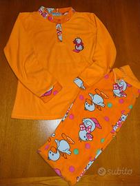 Pigiama pail arancione paperelle pois colorati 
