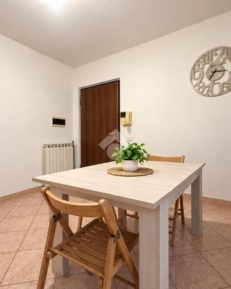 2 LOCALI A MONTEROTONDO