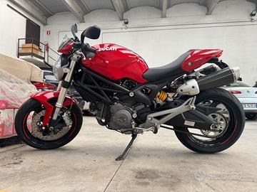 Ducati monster 696+