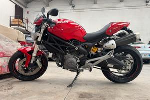 Ducati monster 696+
