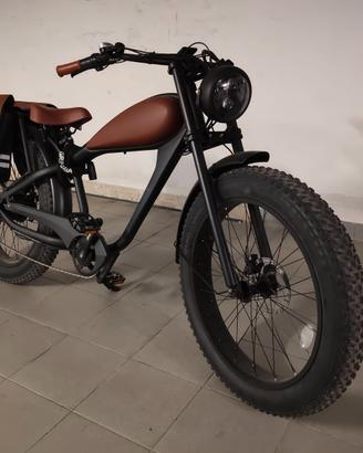 Bicicletta elettrica chopper