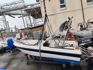 Barca a motore 40cv