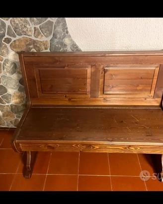 Cassapanca in legno
