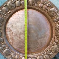 piatto in rame decorato