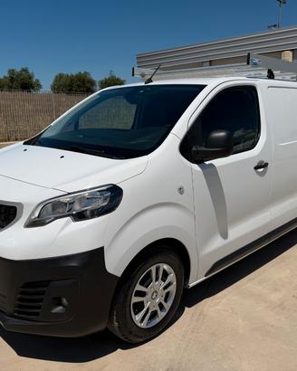 PEUGEOT EXPERT NUOVO SCUDO ATTREZZATO CON SCAFFALE