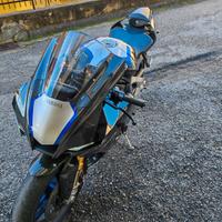 Yamaha R1 M