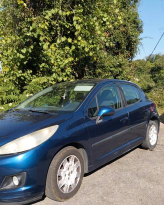 Peugeot 207 benzina e gpl