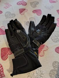 Guanti da moto lunghi con protezioni