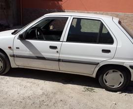 Peugeot 106