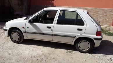 Peugeot 106