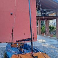 Imbarcazione a vela classe Contender