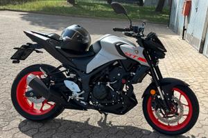 YAMAHA MT 03