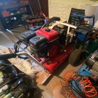 Sabbiatrice e motocompressore