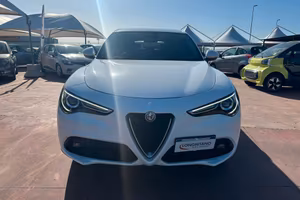 Alfa Romeo Stelvio diesel p.a.r.i.-a.l.-n.u.o.v.o.