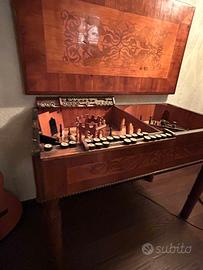 Tavolo da gioco napoletano