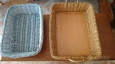2 cestini in vimini cm. 30x45 in perfetto stato