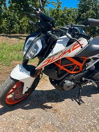 Ktm duke 390