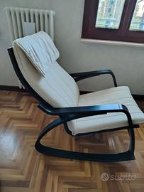 sedia a dondolo IKEA poang 