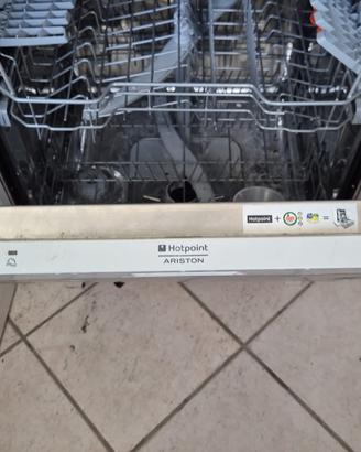Lavastoviglie da incasso Hotpoint Ariston