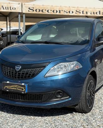 Lancia Ypsilon 1.0 FireFly 5 porte S&S Hybrid Gold