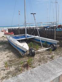 Catamarano Dat15