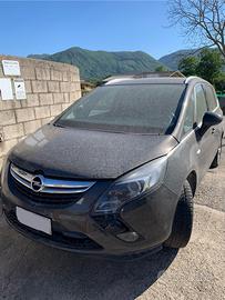 Opel Zafira Tourer 1.4 b 2013