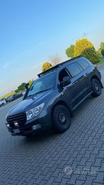 Toyota land cruiser vdj200