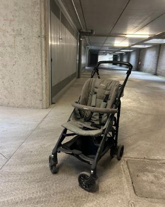 Passeggino Inglesina Zippy Light richiudibile