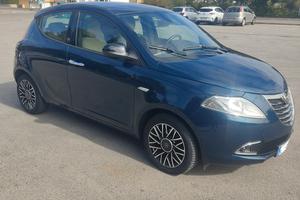Lancia Ypsilon 1.2 benzina 69 cv 