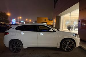Splendida BMW X2 sDrive18i in allestimento M Sport