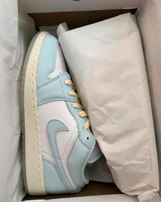 Air Jordan 1 Low SE (GS) taglia 38.5 (nuove)