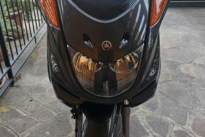 Yamaha majesty 250