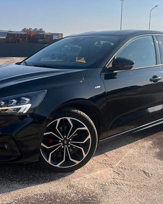 Ford Focus 1.5 TDCi 120 CV Start&Stop ST Line X UN