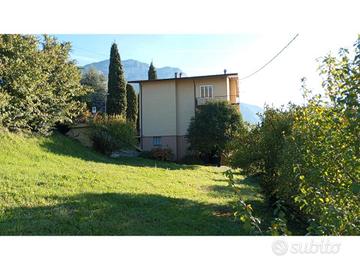 Casa singola panoramica con ampio terreno