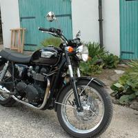 Triumph Bonneville - 2005