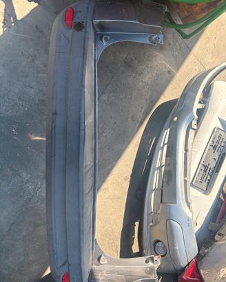 PARAURTI POSTERIORE RENAULT MEGANE SW ANNO:2011