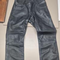 Pantaloni in pelle neri taglia 48