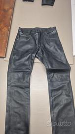 Pantaloni in pelle neri taglia 48