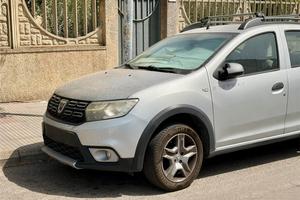 Dacia Sandero Stepway 1.5 dCi 90 CV